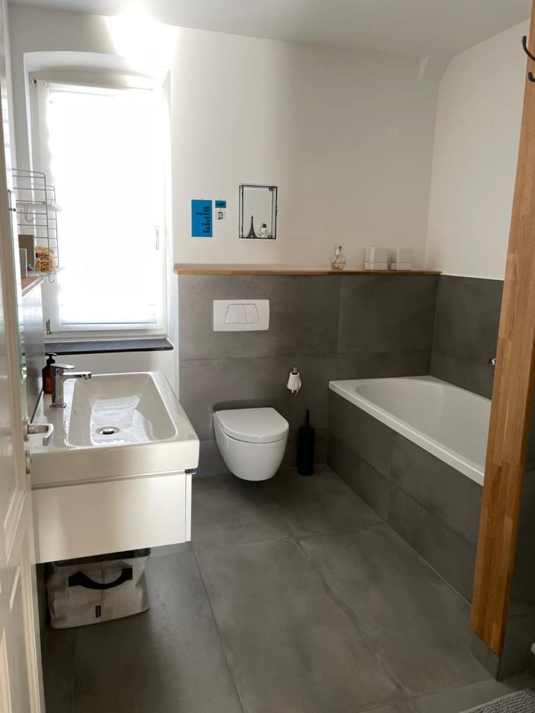 Haus Mit Tuermchen Apartment Solingen Luaran gambar